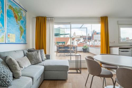 Stunning penthouse close to Gran Vía