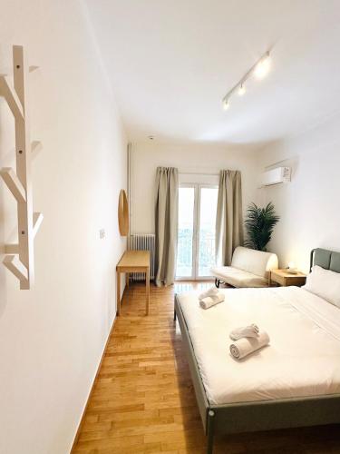 Stylish 2BR Flat Near Acropolis - 11 min drive