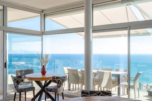 ViVI Homes - Vista Mar Pool - View - Terrace