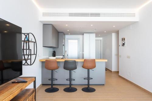 ViVI Homes - Vista Mar Pool - View - Terrace