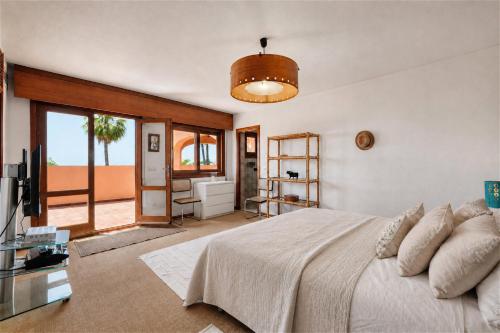 3163 Luxury Mediterranean Villa