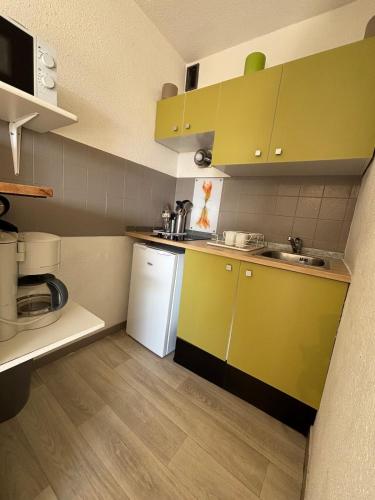 Manisa Apartment with Harbor View