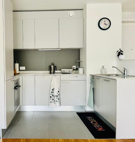 Modern 1-Bedroom Retreat