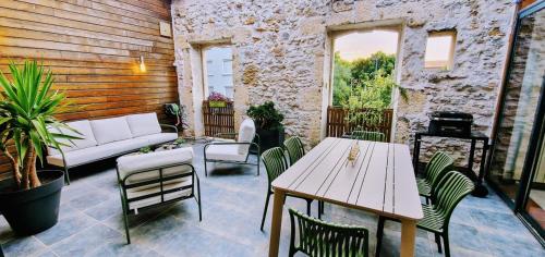 LE LOFT DE THAU, Standing, Grand Patio, Déco Bohème, Parking, Climatisation
