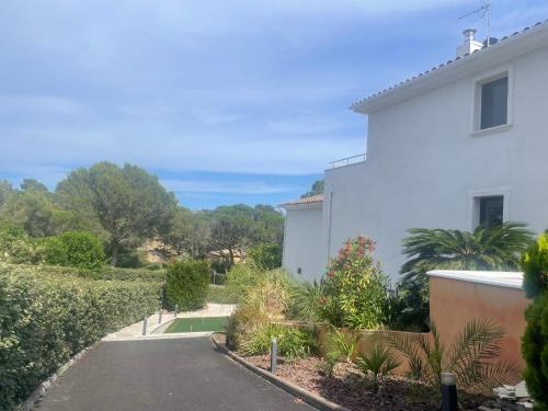 VILLA MESSILIA Guest Rooms French Riviera