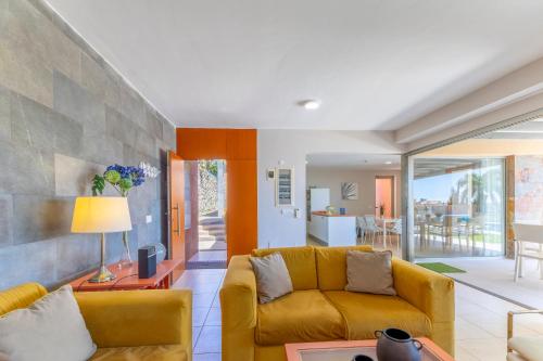 Sunshine by VillaGranCanaria