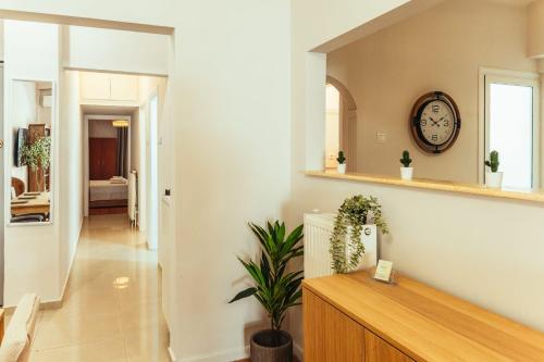 Iconic Luxury Apartment Agia Sofias square