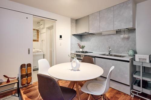 Lumiere Stay Tokyo - Family-Friendly Entire Private House, Direct to Akihabara & Shinjuku, near Asakusa & Skytree, 20 mins to Disney by car