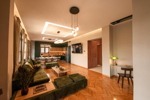 Penelope & Odysseus Luxury Suites, Historic Nearchou, Neoclassical Charm in Chania