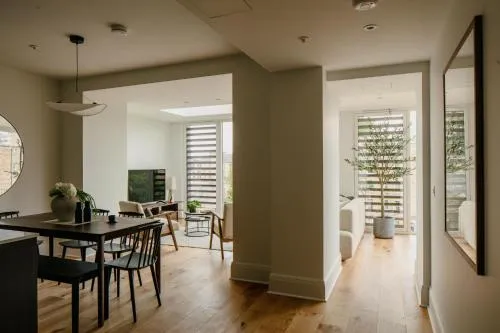 Claremont Residences photo 28