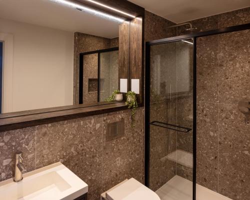 Claremont Residences photo 52