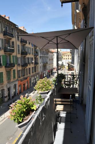 Beautiful central apartment NICE CIMIEZ SEA NEW