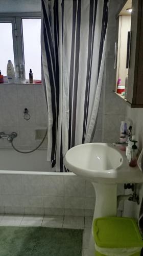 Family apartment near Nea Smirni square