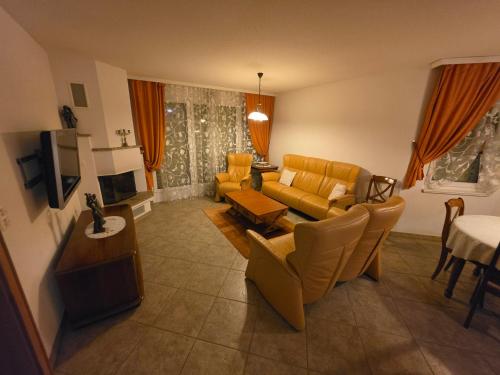 Residenz Ambassador 5 Sterne Luxus Apartments in Leukerbad mit Wellness & Fitness