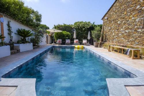 Lovely luxury villa with garden and private pool