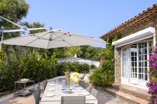 Lovely luxury villa with garden and private pool