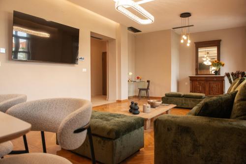 Penelope & Odysseus Luxury Suites, Historic Nearchou, Neoclassical Charm in Chania