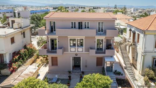 Penelope & Odysseus Luxury Suites, Historic Nearchou, Neoclassical Charm in Chania
