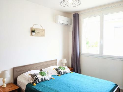Charmant logement plain pied climatisé, 100 m de plage