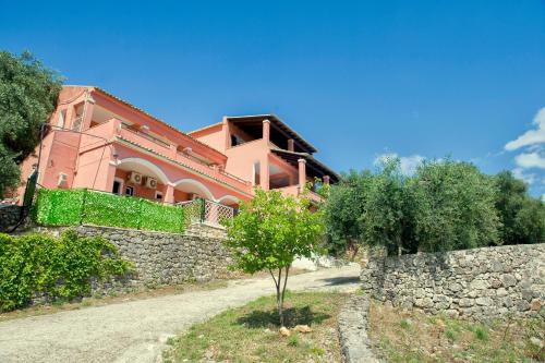 Gallery image of Votsalo Kalami Apartments in Kalami