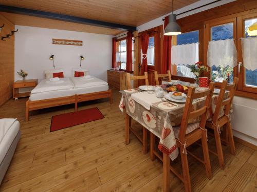 Apartment Chalet Almisräba by Interhome