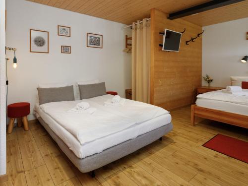 Apartment Chalet Almisräba by Interhome