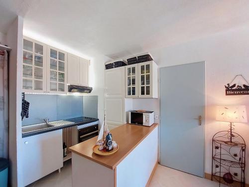Apartment Parc de la Mer-11 by Interhome