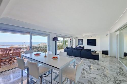 HENRI CAMILLE AGENCY - Goelands- Luxury 3 bedrooms huge sea view terrace