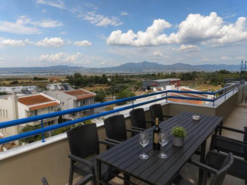 Ostria Sea View Maisonette # 5 Separate Bedrooms