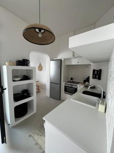 Casa Ana Charming 2BR Apartment in Central Olhão