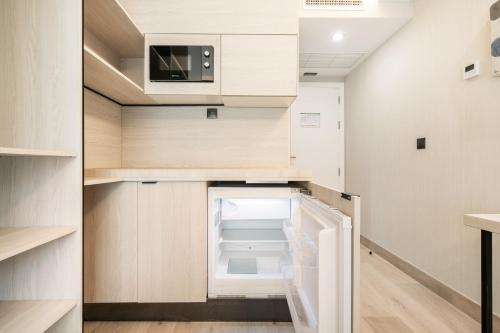 Dobo Madrid SB204