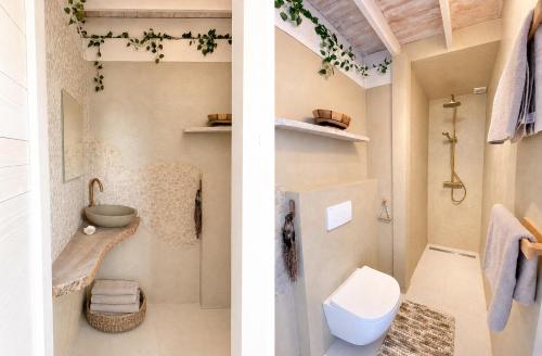 two images of a bathroom with a toilet and a sink at Beach HideAway in Noordwijkerhout