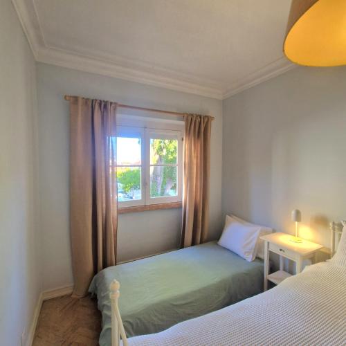 Comfortable beach flat at São Pedro do Estoril