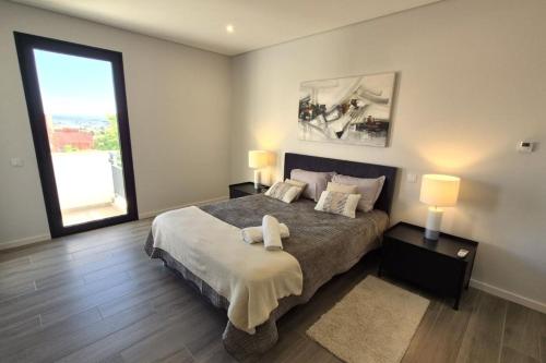 Exclusive 2 Bedroom Near the Beach For 6 Guests