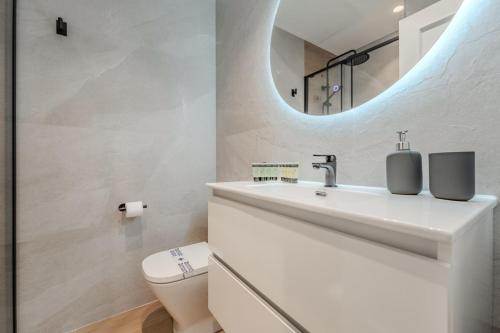 Elegant centric -1Bedroom 1Bath-Malasaña