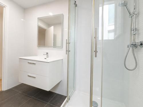 Stay Unique Apartment for 5 in Eixample Sagrada Família