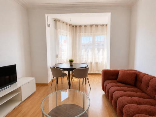 Stay Unique Apartment for 5 in Eixample Sagrada Família