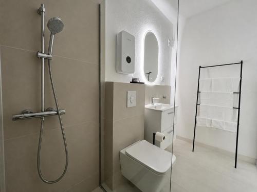 CHATEL - Boutique Suites tesisinde bir banyo