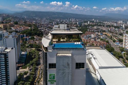 Holiday Inn Bucaramanga Cacique by IHG — Property building