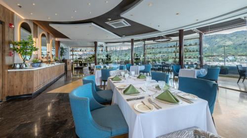 Holiday Inn Bucaramanga Cacique by IHG — Restaurant/places to eat