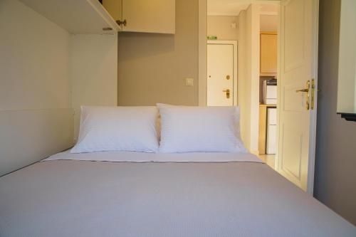 Skyline View Apartment