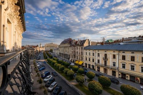 Modern Art Hotel - Maestro — View (from property/room)