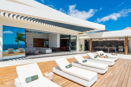 SVB Villa Volcano