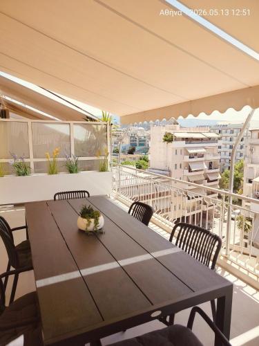Sozo72 - Jacuzzi, 2BR, metro 3 min, sleeps 6