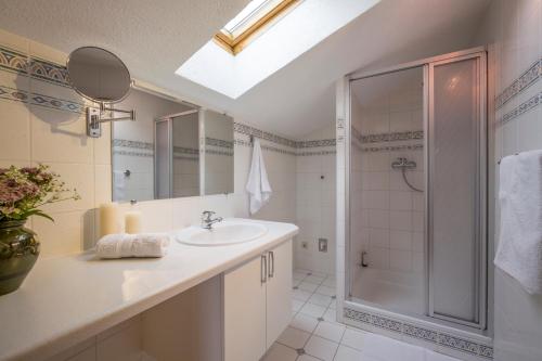 Koupelna v ubytování Haus TIROL