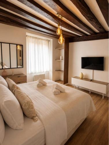 Cozy Parisian Nest