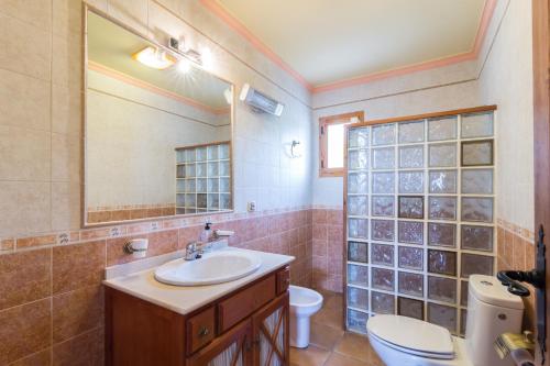Vonios kambarys apgyvendinimo įstaigoje Alojamiento Rural Sierra de Castril