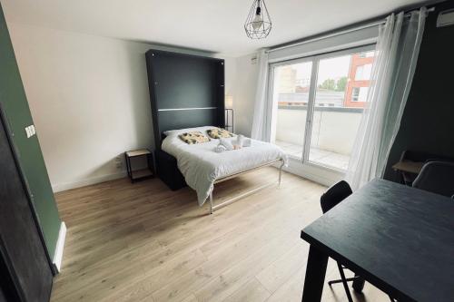 Studio with balcony and Wifi in Toulouse