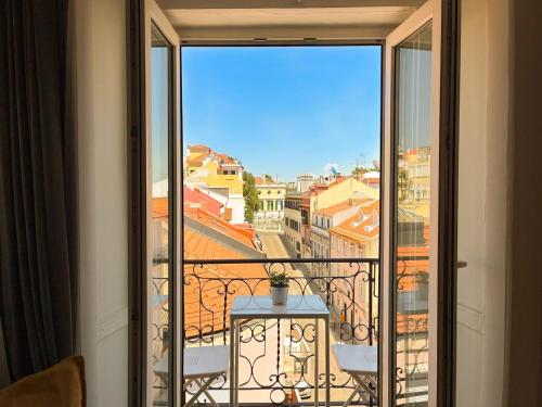 Casa Lapa - Charming Apartment with Balcony