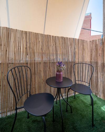 Athens City Apartment Walk to Metro Ideal City Stay